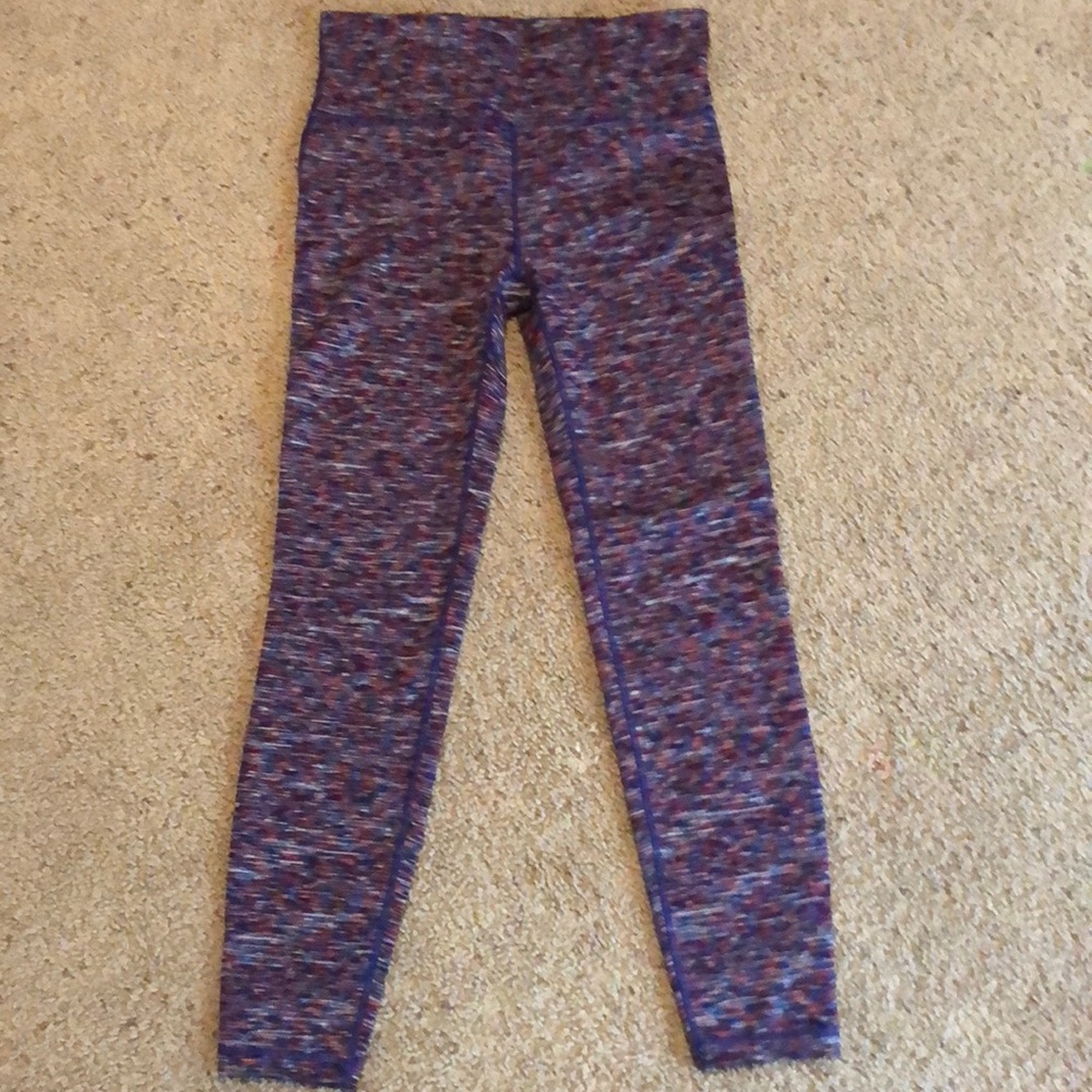 EUC Gapfit legging Size M - fun color